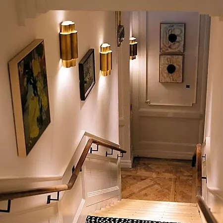 The Leinster Hotel 5*