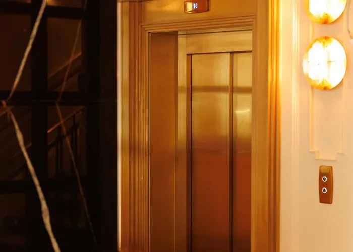 The Leinster Szálloda 5*